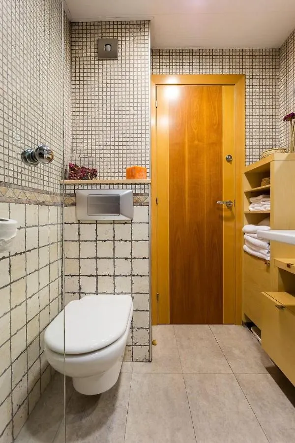 Comfortable 3Bed With Amazing Views Over Barcelona Apartment