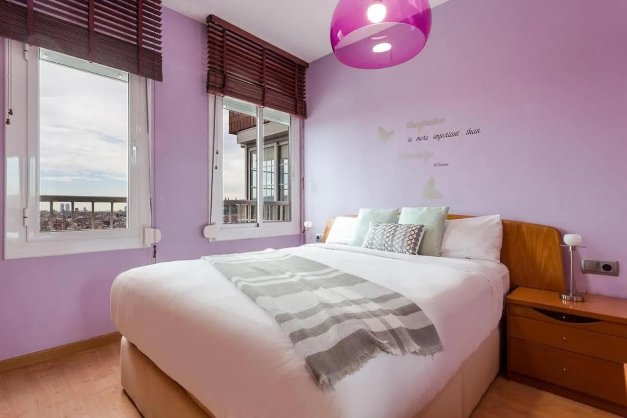Comfortable 3Bed With Amazing Views Over Barcelona Apartment